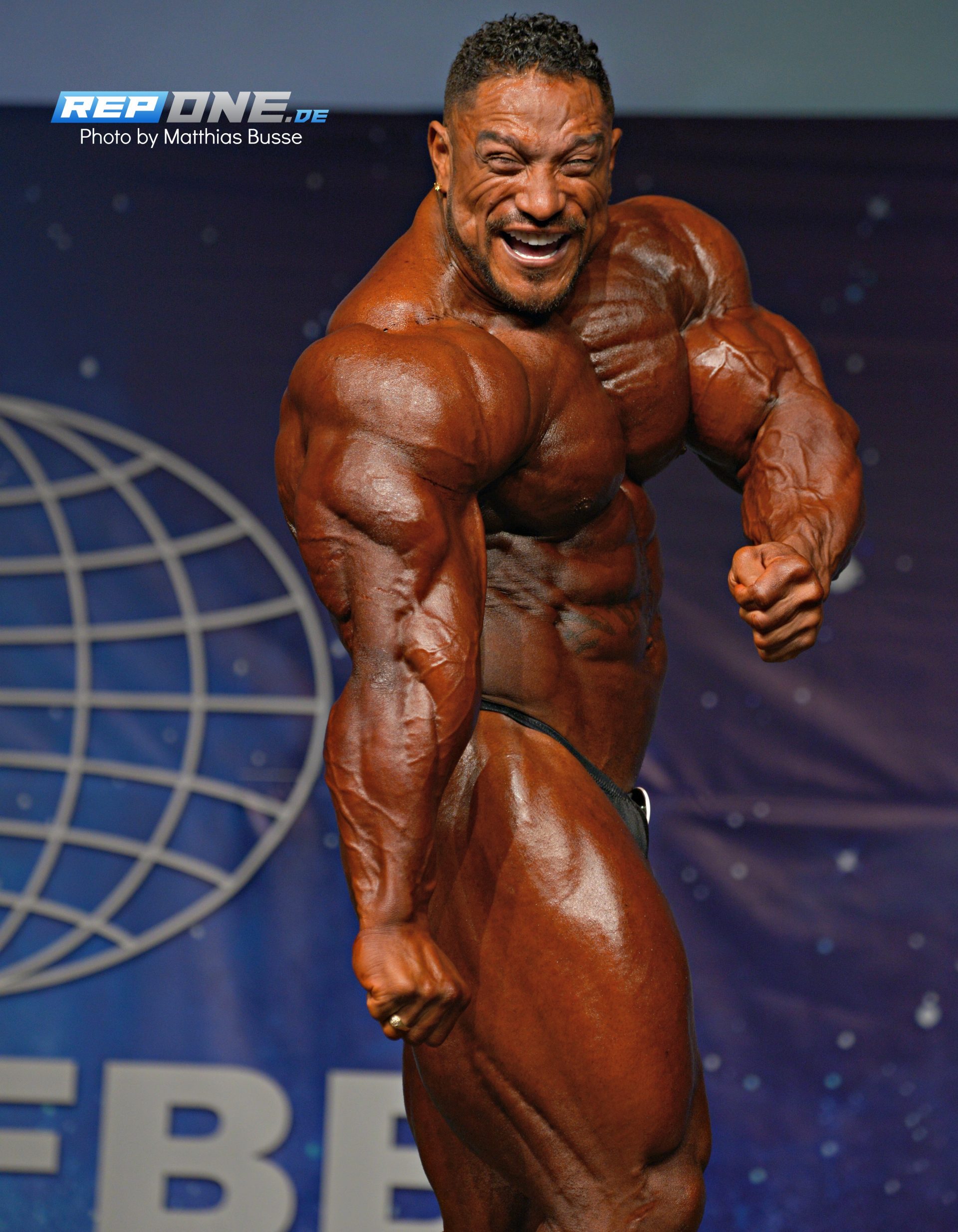 Roelly Winklaar бицепс