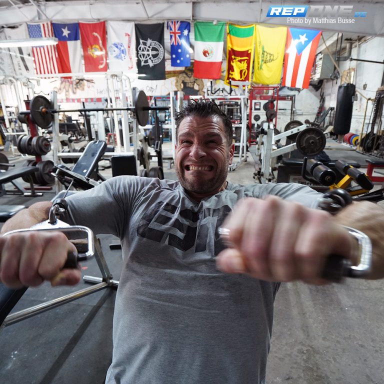 Ein Tag im Metroflex Gym Arlington (Galerie) REP ONE