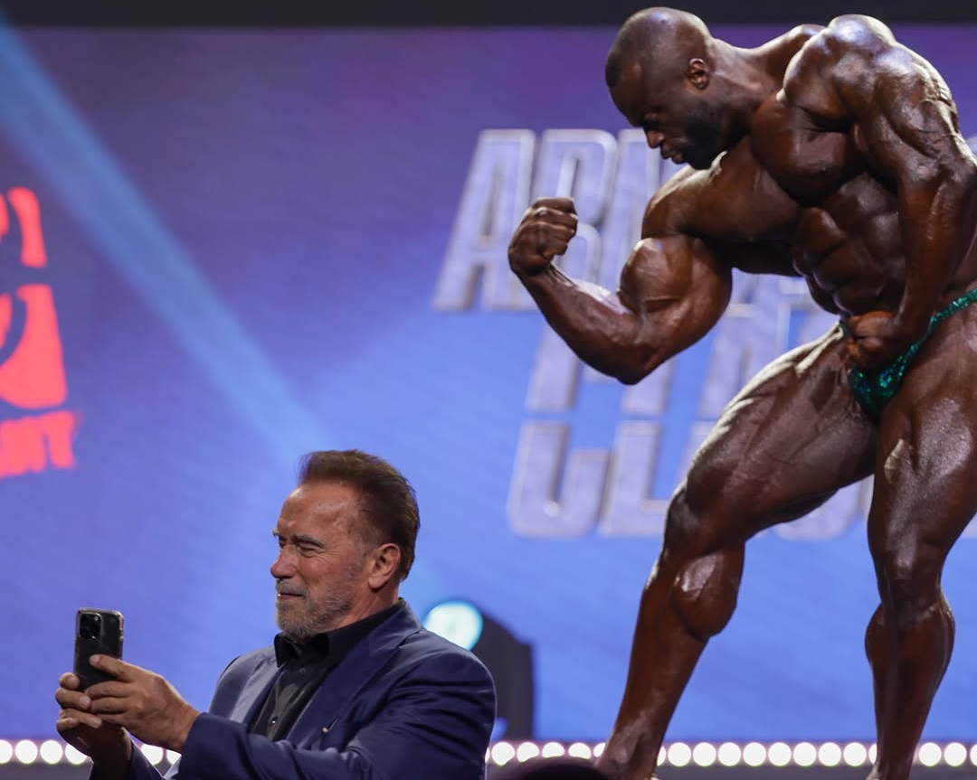 Im Livestream wird man verfolgen können, ob es bei der Arnold Classic 2025 eine Wiederholung dieses Moments geben wird