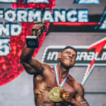 ramon-dino-gewinnt-mr-olympia-2025-classic-physique