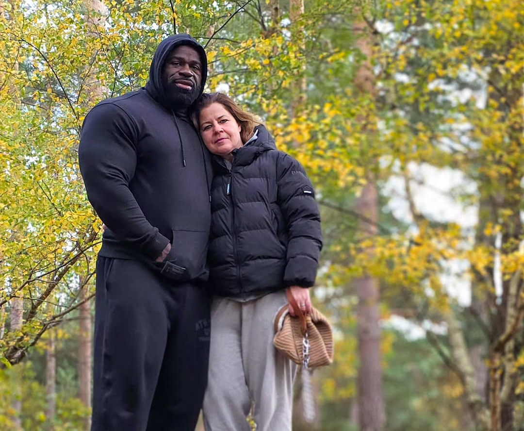 Samson Dauda privat mit seiner Frau